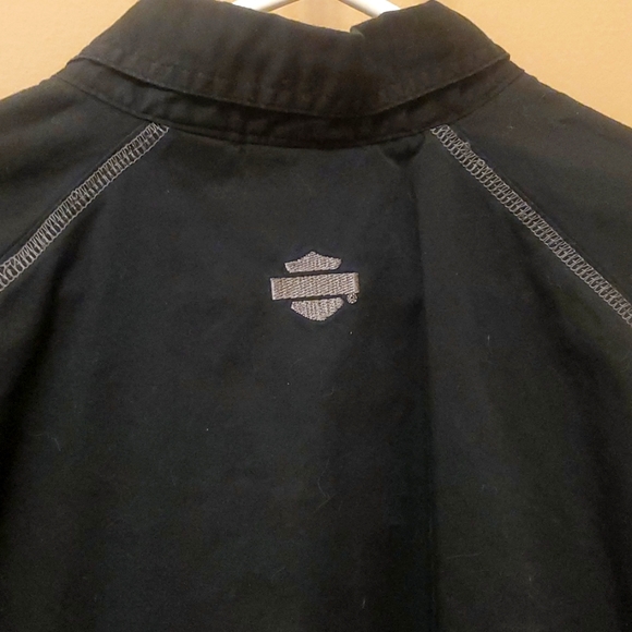 Men's Black Button Down Harley Davidson Shirt. Size XL. - Picture 2 of 3